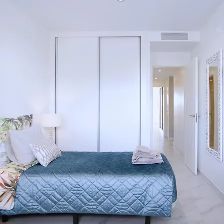 Apartamento Contemporary 8 Min To Puerto Banus
