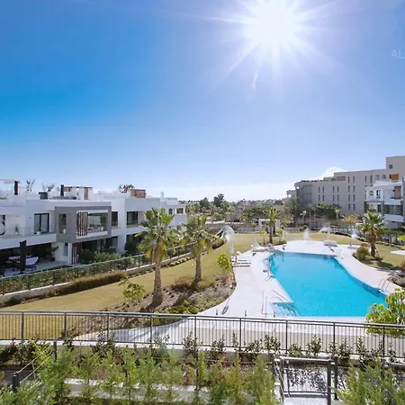 Contemporary 8 Min To Puerto Banus 公寓 *
